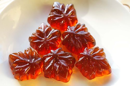 加拿大特产上课可以吃枫叶纯枫糖浆硬糖零卡糖盒糖果