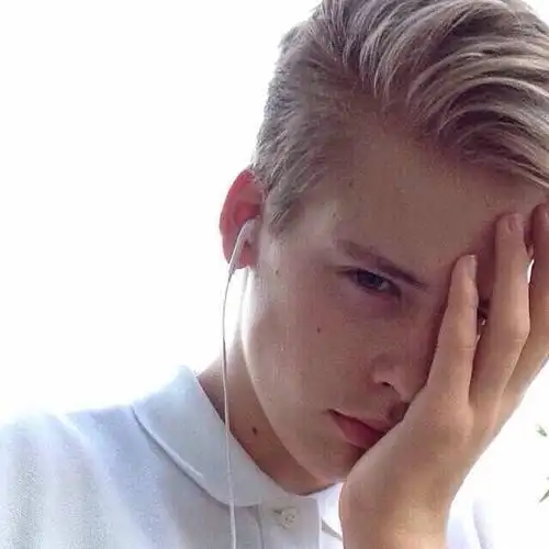 求高冷欧美风的男生头像