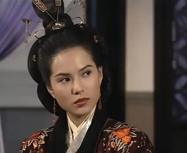 李若彤电视剧全部(李若彤12大古装角色,小龙女无人超越,沈蓉堪称颜值