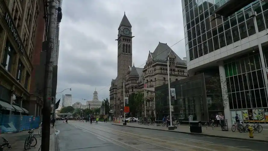 立委兄多伦多都市游13