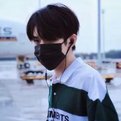 易烊千玺 / 你是首选 也是唯一_微信头像_我要个性网