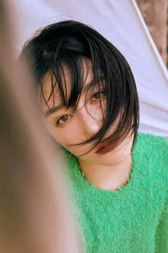 阚清子绿色毛衣慵懒休闲写真图片66