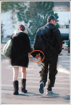 活动照片-陌生人,我可否拉起你的手,随处走走.