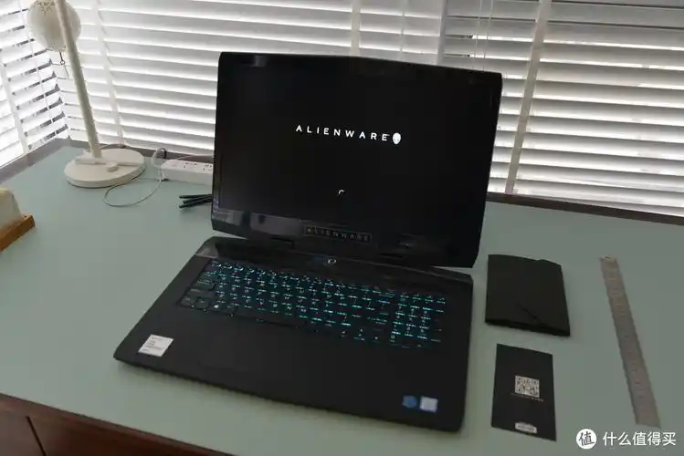 赶在换代停产之前,开箱外星人alienware m17
