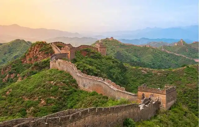 一百年前风雨飘摇的中国离不开民族英雄,和平年代更能见出那些孤独的