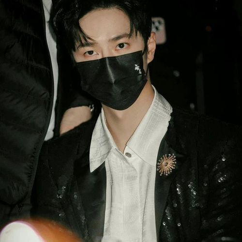 电影无名口罩王一博同款应援kf94防护口罩明星黑白一次性口罩定制