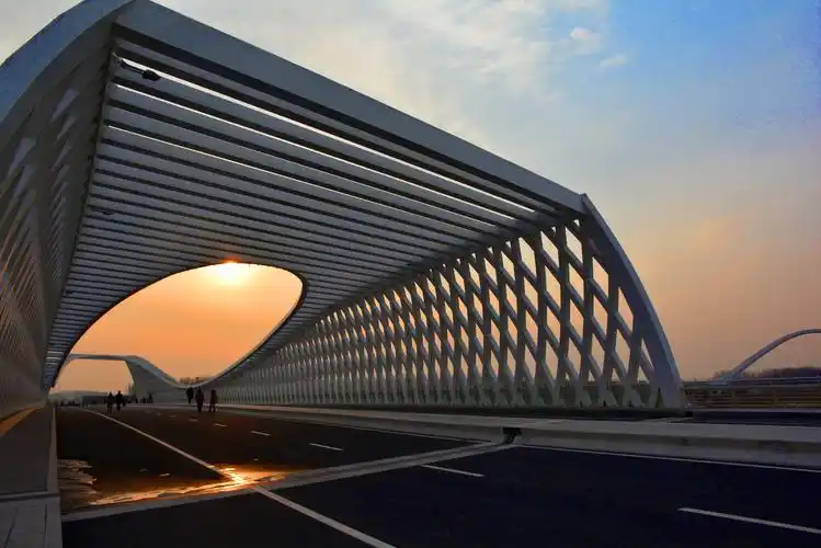 最美大桥——神华桥