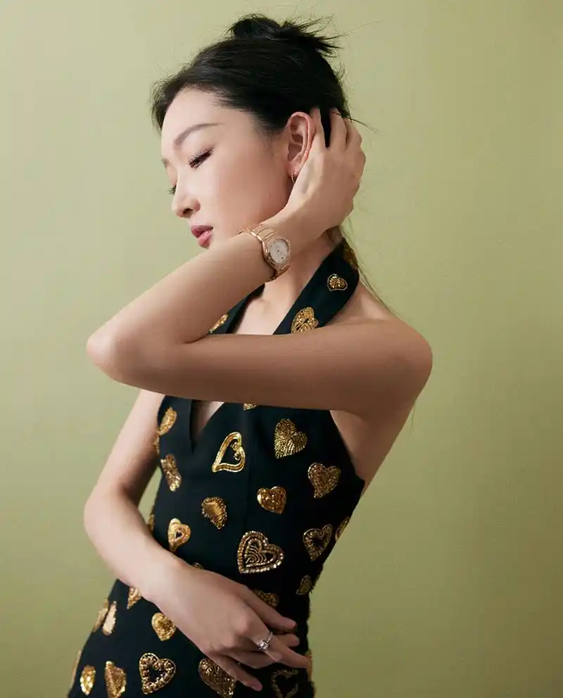 周冬雨最新红毯妆容