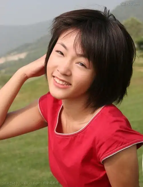 方慧写真-536x700.50k.-明星写真馆n63.com