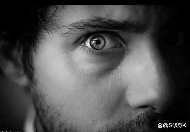 远离眼神凶狠的人,他们会给人带来麻烦