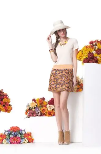 cannelle晴迷桂莉女装倾情打造高雅时尚的气质