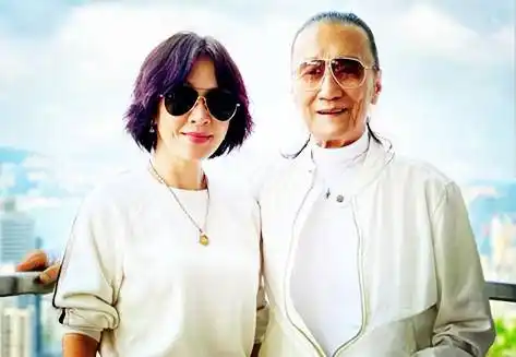 刘嘉玲照片透露谢贤近况帅气不输儿子谢霆锋风采依旧让人羡慕