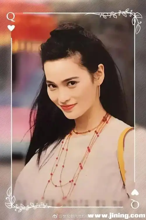 基本上就是半隐退状态了 记者后来拍到樊亦敏的时候 她已经在靠卖鱼为