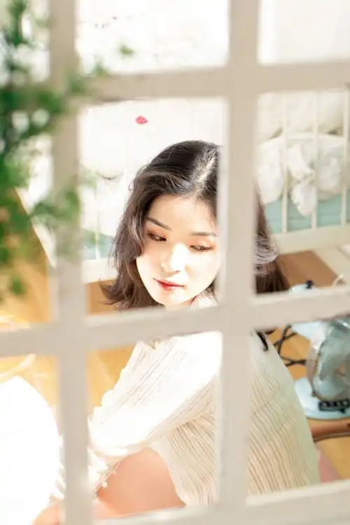 人像拍照12个姿势摄影师推荐这么拍真的特好看