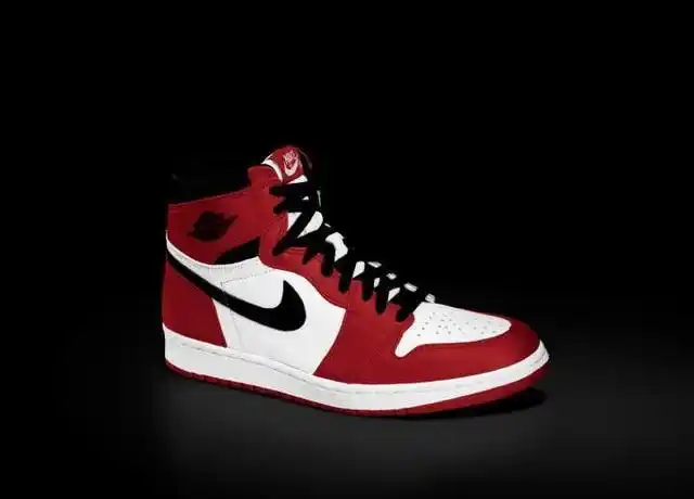 aj板鞋搭配什么裤子(耐克aj鞋报价及穿搭攻略) - 扬帆号