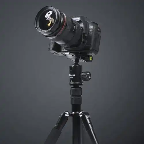 摄影技巧进阶必备器材——独脚架