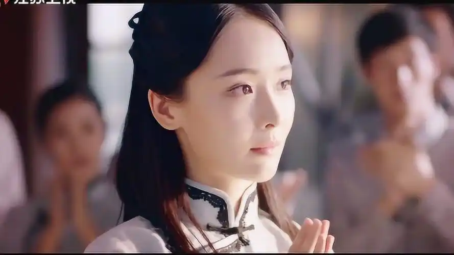 秋蝉任嘉伦为了任务假装喜欢纯子李曼吃醋发现自己爱上任嘉伦