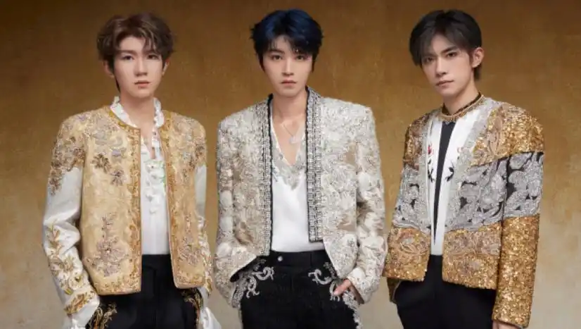 王源易烊千玺连续十年卡点为王俊凯庆生,千玺还给小凯p图好可爱