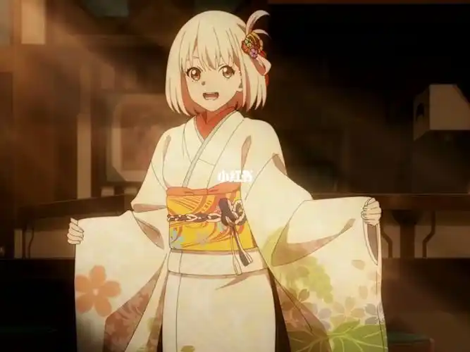 动态壁纸千束小陀螺