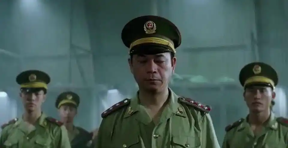 国产凌凌漆见面就开枪司令十分无情小琴决定报复