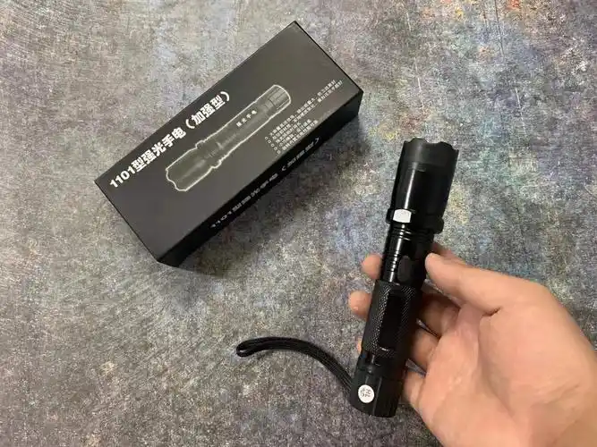 民用1101电棍电击效果强威力大价格便宜高压50万伏电池不可拆解-贝斯
