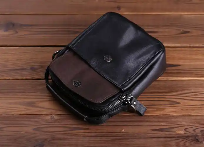 品牌男士小包迷你单肩包新款背包休闲随身斜挎包日系男包手提腰包商务