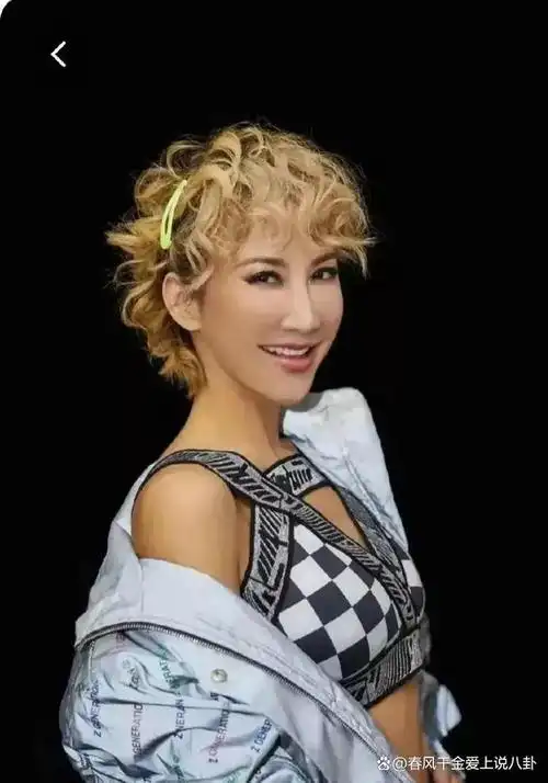 可惜!香港歌手李玟因为抑郁症而轻生,与世长辞!