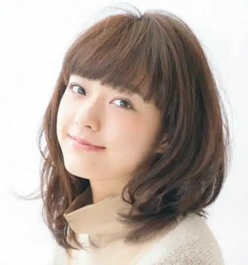 圆脸适合什么刘海显瘦(圆脸适合哪种刘海)-52线报网