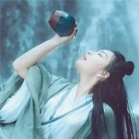 女生头像喝酒丧系颓废图片大全