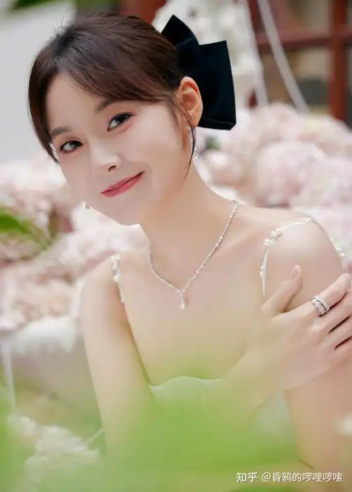 张佳宁要赢麻了一闪一闪亮星星映前21天预售票房破2亿