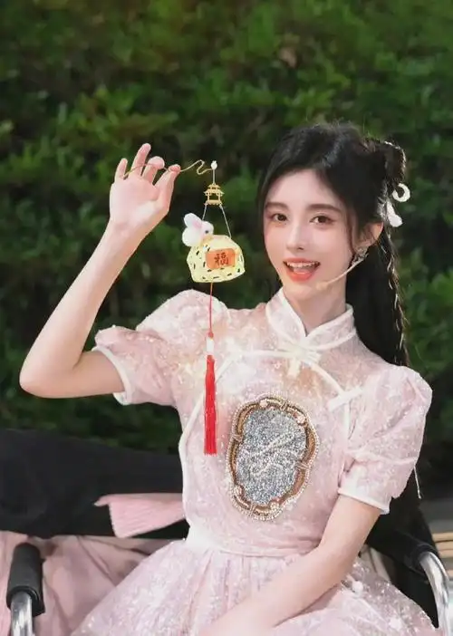 女明星中秋主题大片,全员中国风|杨颖|鞠婧祎|田曦薇|90后_网易订阅