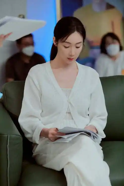 她是韩国催泪女神,透露自己的妈妈是金希澈粉丝,因为他很漂亮_崔智友