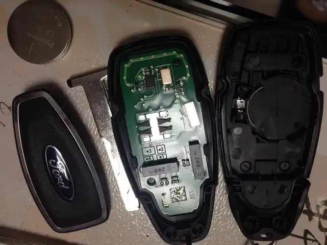 翼搏高配钥匙没电了拆解换电池啦
