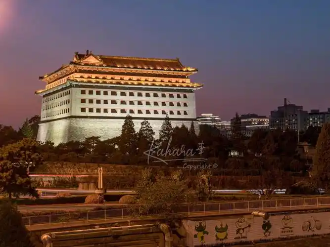 北京内城东南角楼日转夜