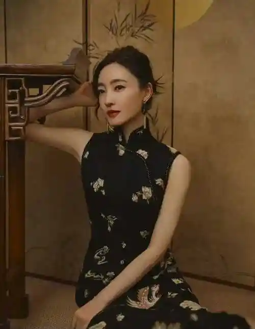 王丽坤:一个女演员的背后故事,震撼人心,走心呈现!_合作_一角_剧中