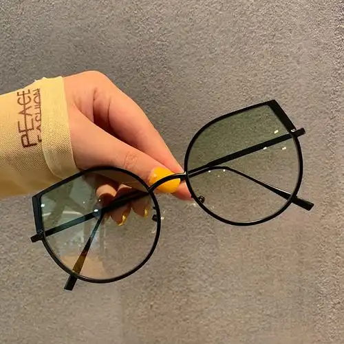 网红街拍素颜眼镜女2020新款时尚猫眼太阳镜韩版墨镜女潮防紫外线