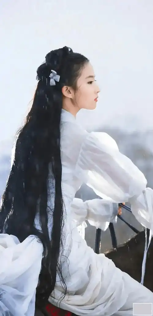 十大古装美女(1)神仙姐姐刘亦菲,人世小龙女难再有|传统武侠|沃得小说