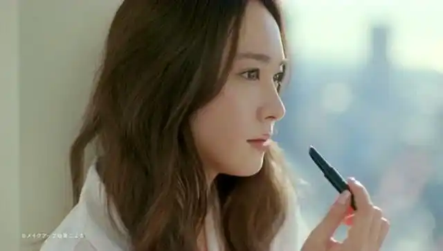 新垣结衣口红广告片段:女神真的美炸了!