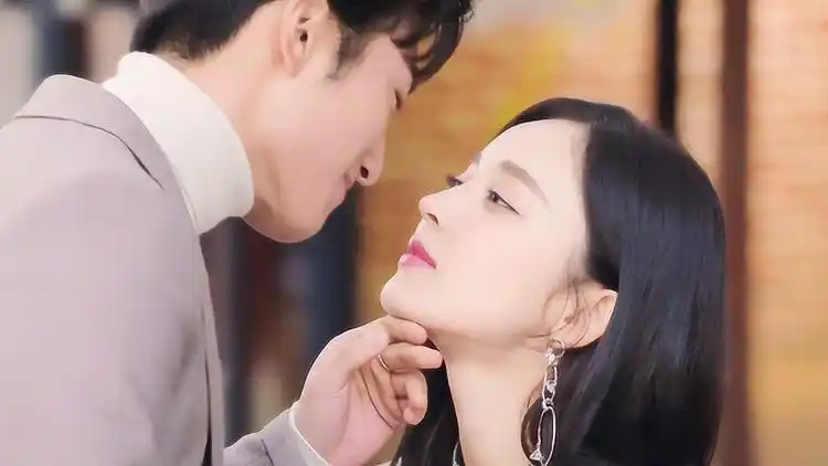 十年三月三十日古力娜扎窦骁踩点混剪两人花式秀恩爱