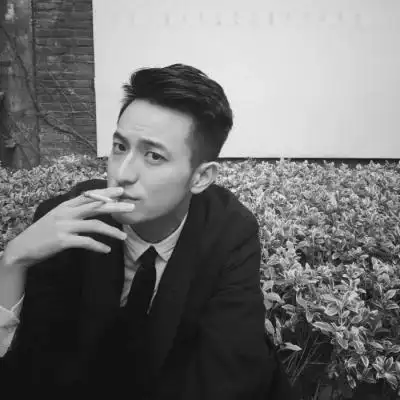 成熟霸气有男人味头像 30岁左右有范帅气,男生头像图片-回车桌面