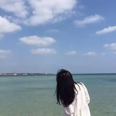 高清欧美海边图片唯美意境图片女生头像背影_头像图片_扣扣乐园