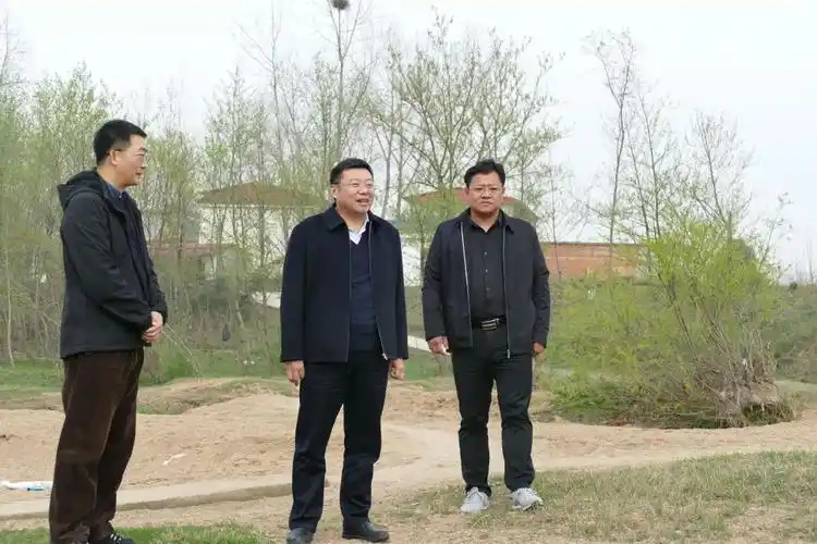 商城县县纪委书记孙涛到汪桥镇开展巡河工作