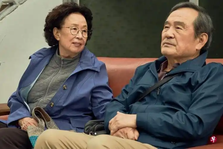 朴仁焕(右)和罗文姬第九次合演夫妻.(netflix提供)