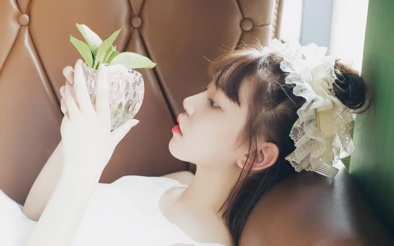 可爱少女唯美写真图片桌面壁纸高清大图预览1920x1200_美女壁纸下载