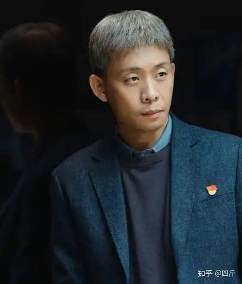 张译清空《狂飙》宣传后续,"闹掰"原因疑曝光,总监身份被除名 - 知乎