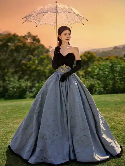 姐妹信我60结婚不能错过的草坪赫本风婚纱照