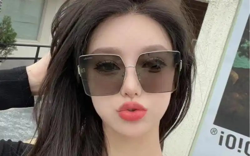 hermes #爱马仕太阳镜 1902,时尚大框太阳镜,彩色金丝墨镜,缤纷多彩