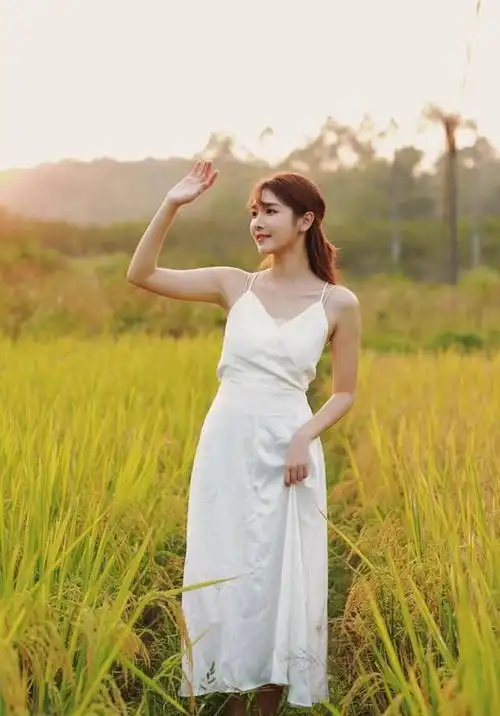 拍摄稻田人像有技巧,送你一份拍摄攻略,唯美文艺很有范