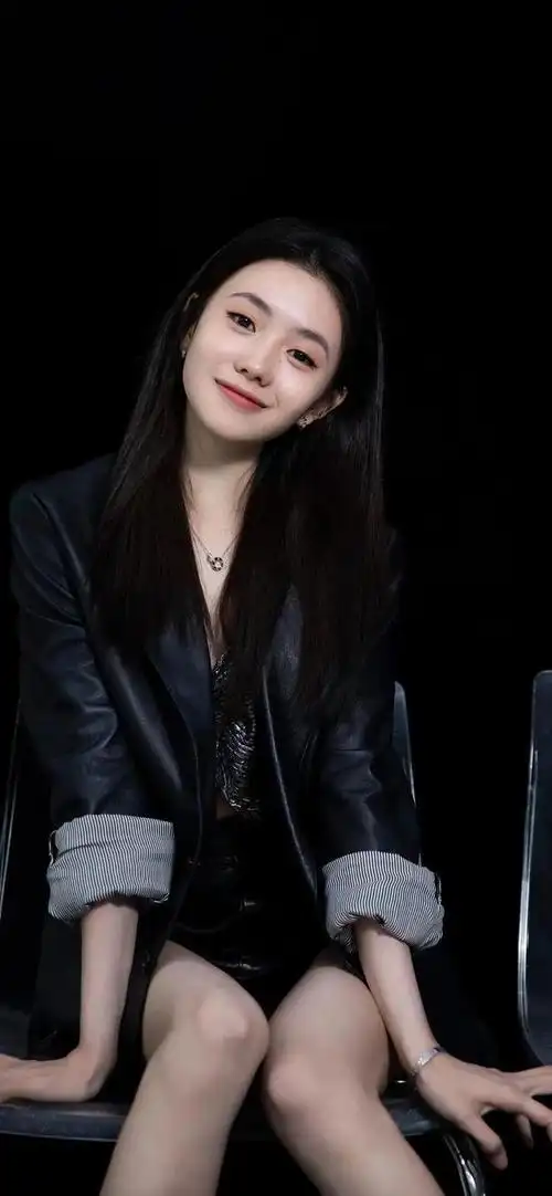 刘浩存的美图_网易订阅