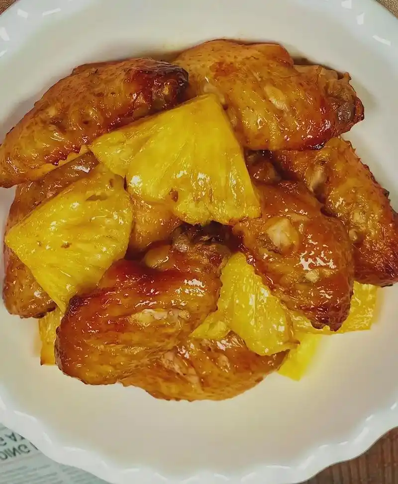 菠萝鸡翅的做法.你学会了吗?简单六个步骤教你做菠萝鸡翅1. - 抖音